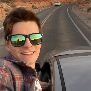 Meet your Posher, Lukas